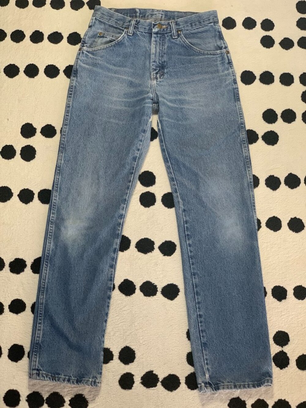Wrangler Vintage Jeans 30x33 Faded Denim Straight Leg Southwestern Workwear 90s